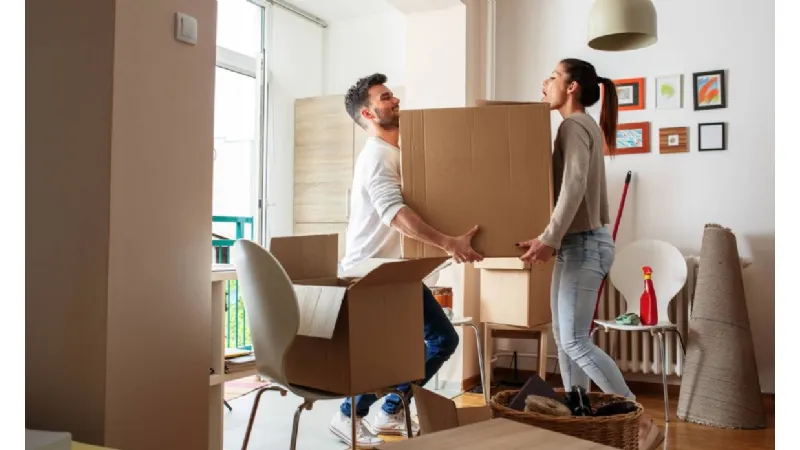 Il boom degli acquisti online riguarda anche i mobili e i complementi di arredo