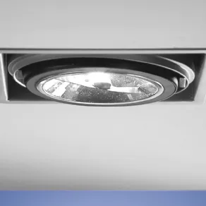 Faretti ad incasso
