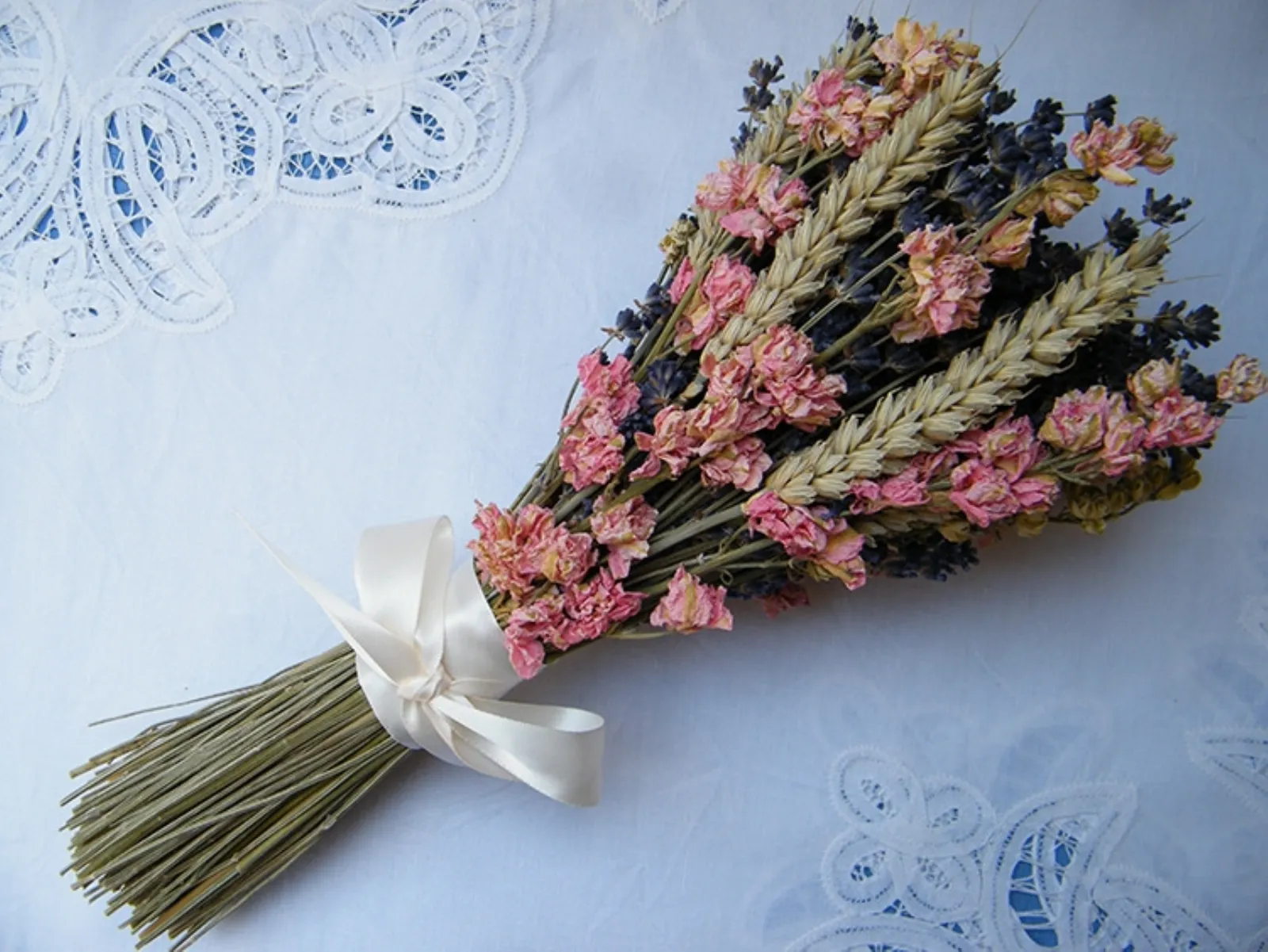 Realizzare composizioni di fiori secchi - Fiori secchi - Come fare  composizioni fiori secchi
