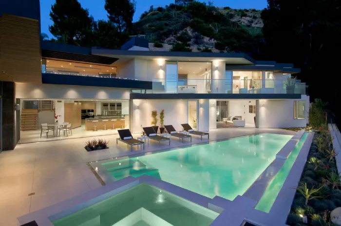 Villa hollywoodiana con piscina