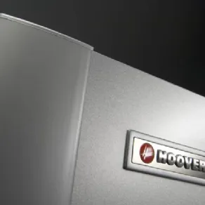 Marchio Hoover sul frigo