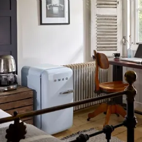 Frigorifero monoporta collezione FAB 10 Smeg