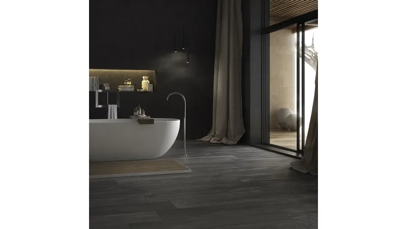 Ebony Nero Puro della collezione Cross Wood di Panaria Ceramica