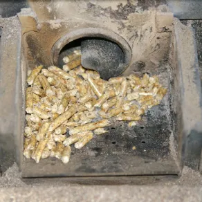 Residui di pellet nel braciere