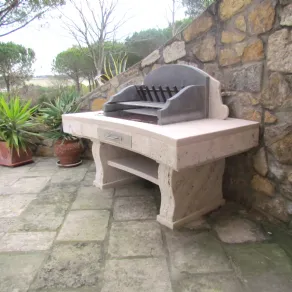 Barbecue in muratura prefabbricato 
