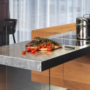 Top cucina in acciaio spazzolato, una proposta firmata Lago