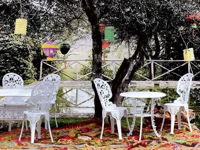 Tavolo e sedie da giardino collezione Industry di Seletti
