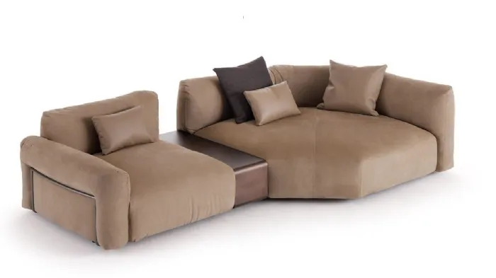 Il divano componibile Flou con tavolino Foglio