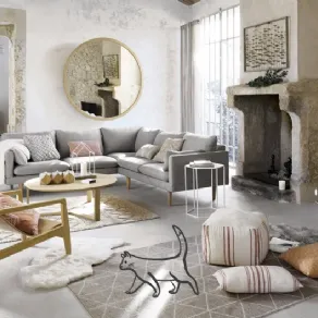 In grigio chiaro il divano Collins 5 posti ad angolo di Maisons du Monde