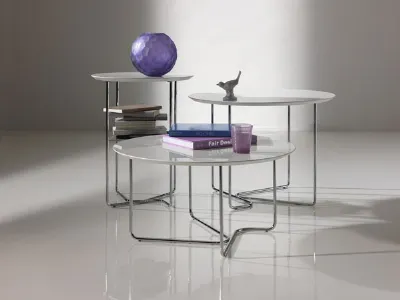 Il design dei tavolini Natuzzi sotto l'albero