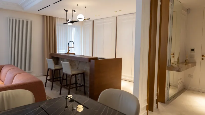 Rigore compositivo e integrazione materica 