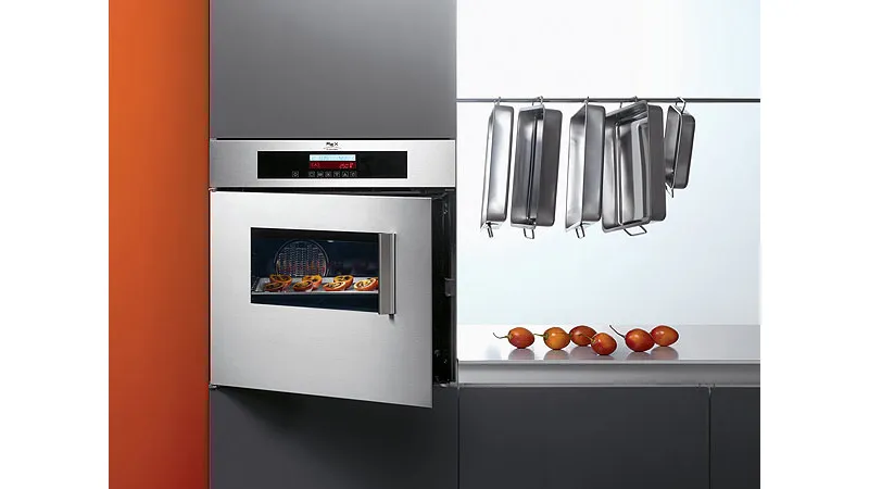 Incasso Electrolux: nuova estetica Quadro Full inox di Rex