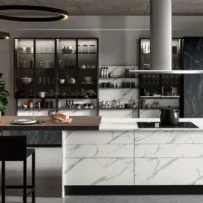 Cucina con isola attrezzata Mia di Aran Cucine