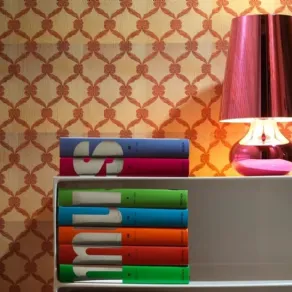 Mobile con lampada Kartell
