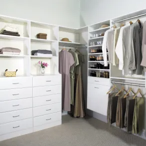 interno cabina armadio