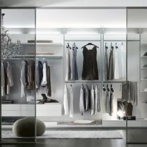 Come organizzare una cabina armadio