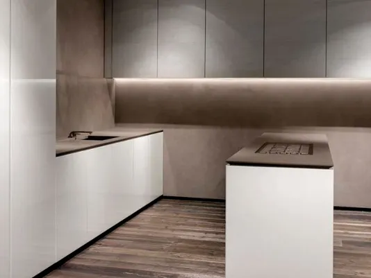 Cucina design, compattezza hi-tech