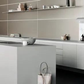 Cucina contemporanea Bulthaup Sistema B3 sospesa
