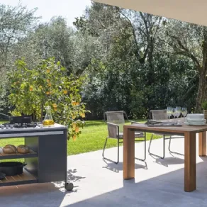Norma Outdoor Kitchen Roda è componibile e versatile