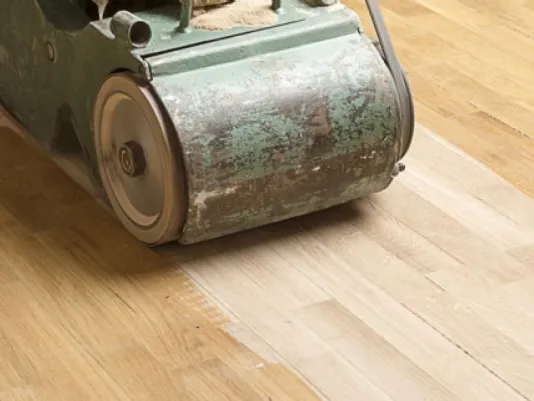 Sapete come si fa la lamatura del parquet?