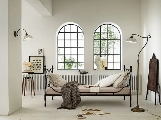 Lampadari in ferro e ceramica