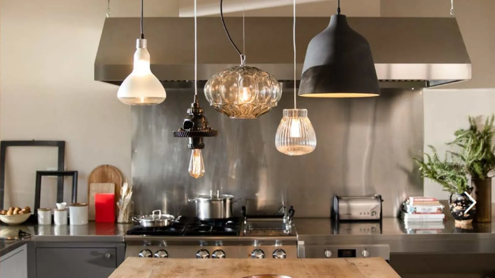Lampadari da cucina: 8 consigli per non sbagliare illuminazione