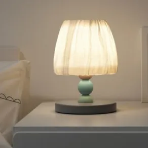 Lampada Lantlig con paralume