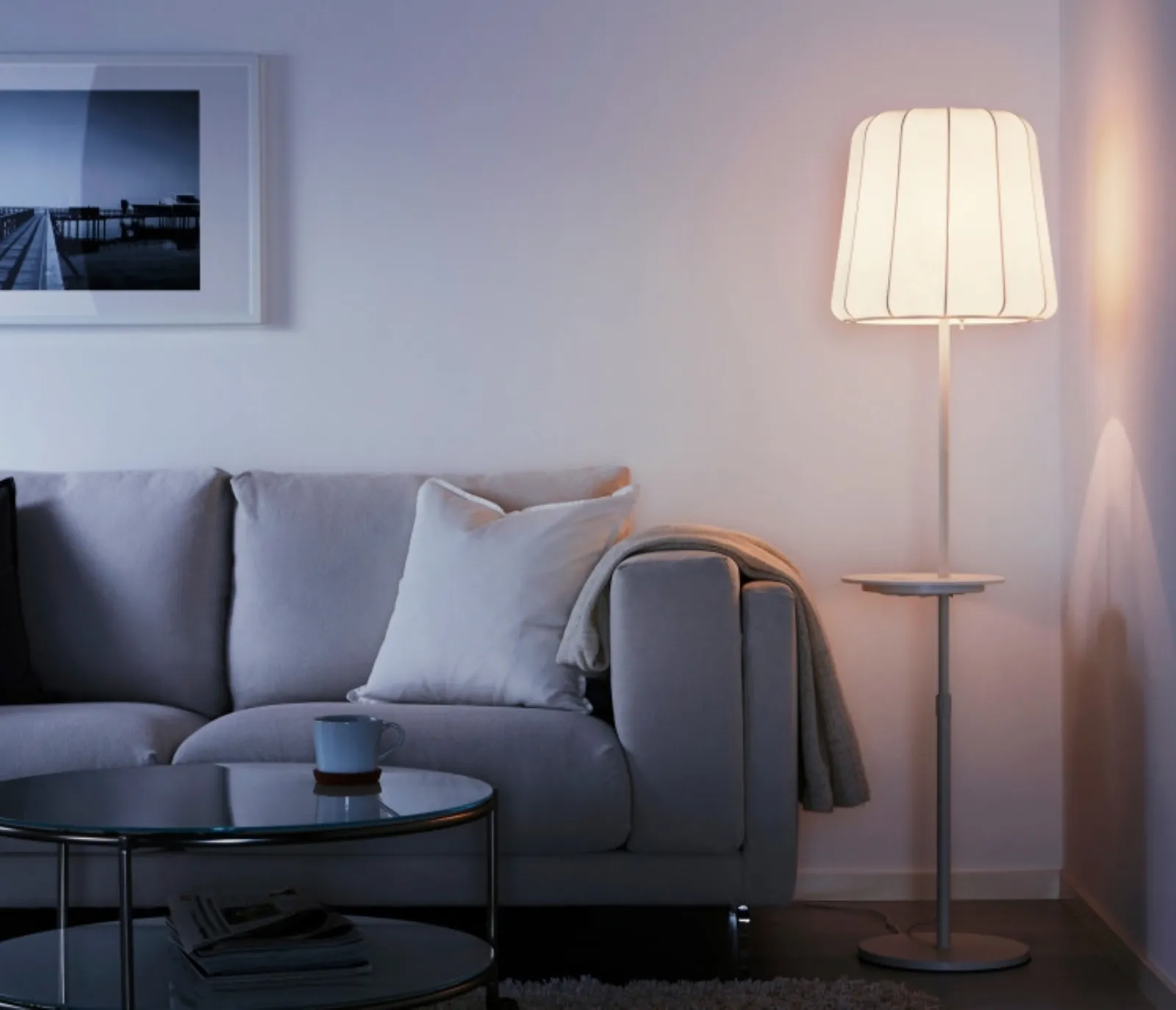 Lampade da terra Ikea, una questione di estetica e praticità