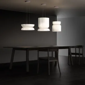 Forme morbide e variegate per Totem di Pablo Designs