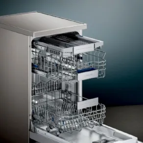 La lavastoviglie freestanding iQ500 di Siemens