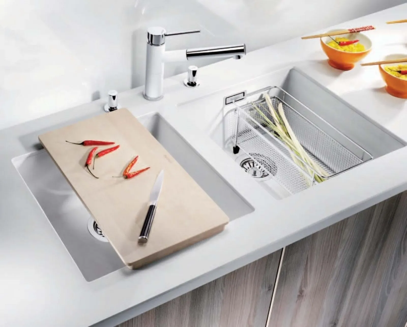 Arredobagno e Cucine Mobile per Cucina sottolavello componibile cm.120 con  3 sportelli e lavello Inox, Bianco : : Casa e cucina