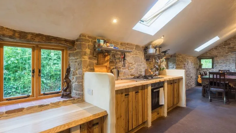 Ecolodge con piscina naturale in Corsica 