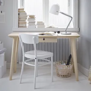 Scrivanie Ikea per ragazzi