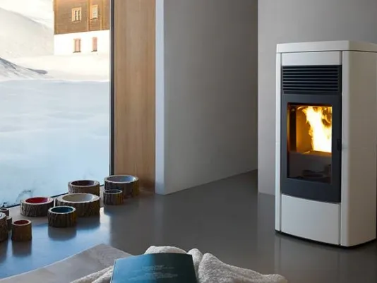 Stufe a pellet canalizzate: un mini-impianto di riscaldamento