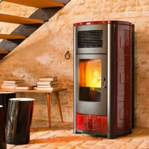 Stufe a pellet da collegare ai termosifoni