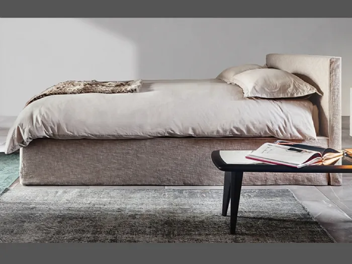 Letto imbottito 5400 Tangram di Vibieffe