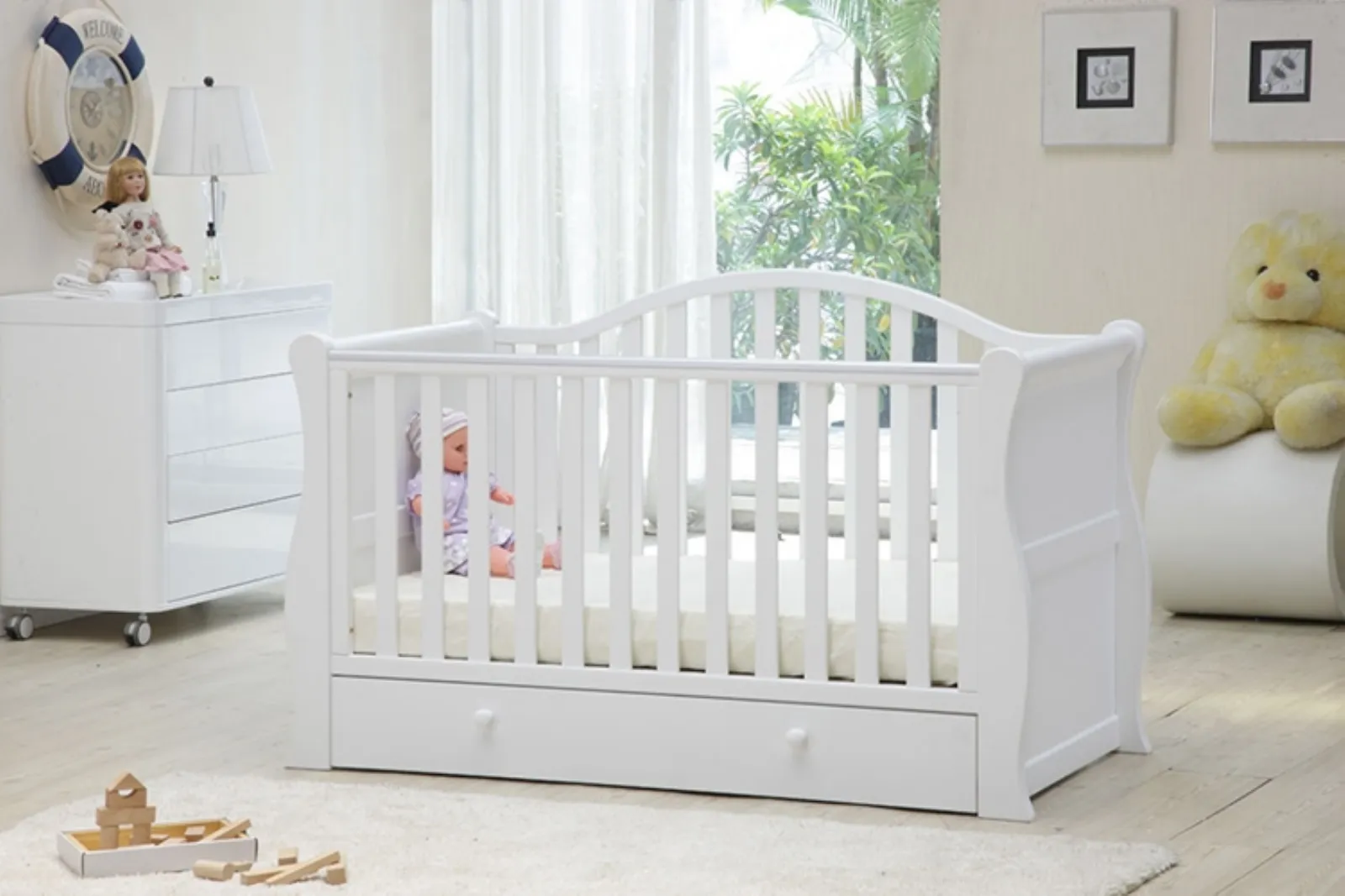 Baby cot