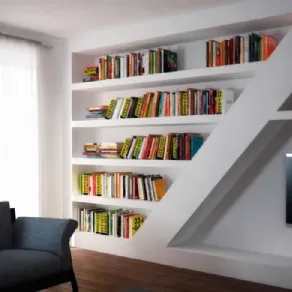 Una libreria in cartongesso di design