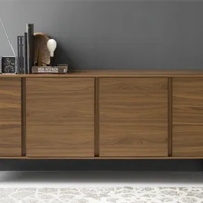 Madia alta modello Secret di Calligaris, finitura naturale legno nobilitato noce