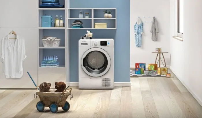 Asciugatrice Push&Go YT M11 83K RX EU di Indesit 