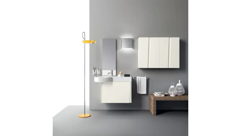 Arredo bagno Lagu di Scavolini, un design raffinato con presa maniglia verticale inclinata