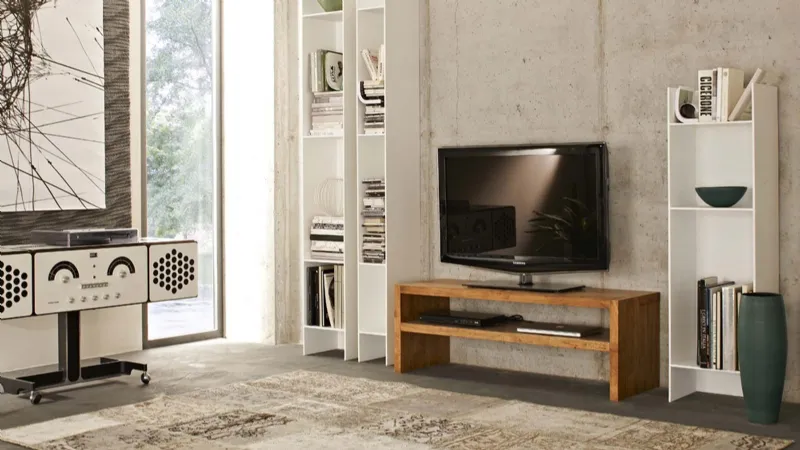 Mobile TV in legno