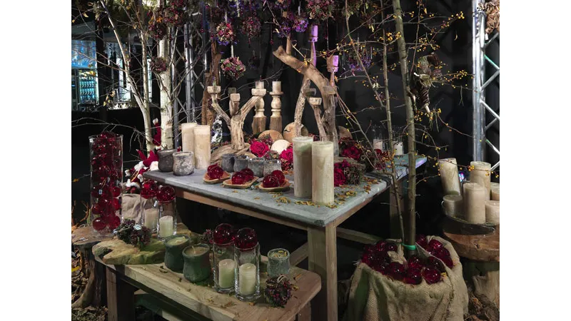 candele su espositore