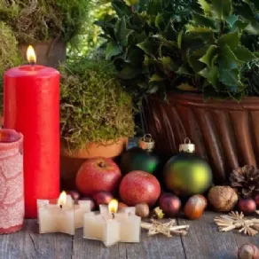 Mele e palline di Natale