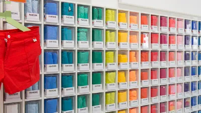 negozio pantone milano