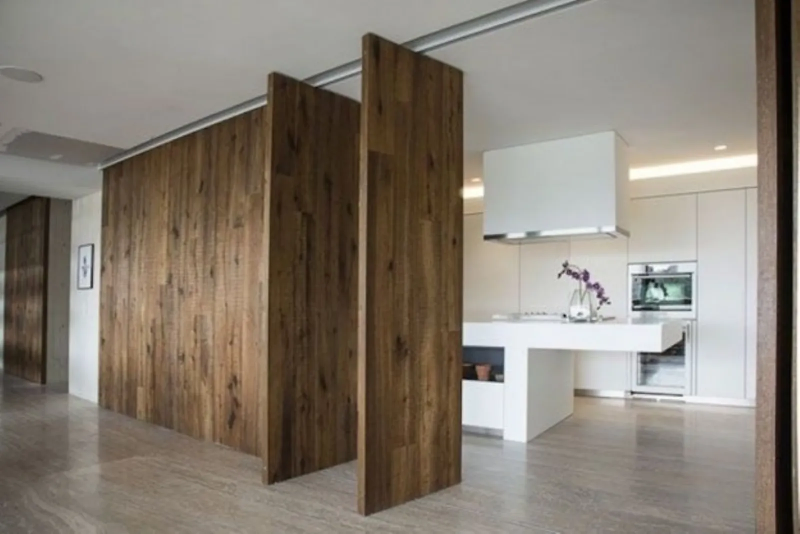 Come separare gli ambienti della casa con le pareti divisorie in legno