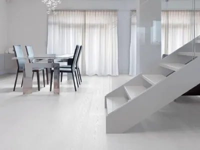 Parquet spazzolato bianco coprente in listoni di Rovere Europeo nella scelta Select di Cadorin