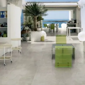 Pavimento moderno grigio