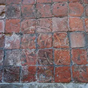 Esempio di pavimentazione da esterno