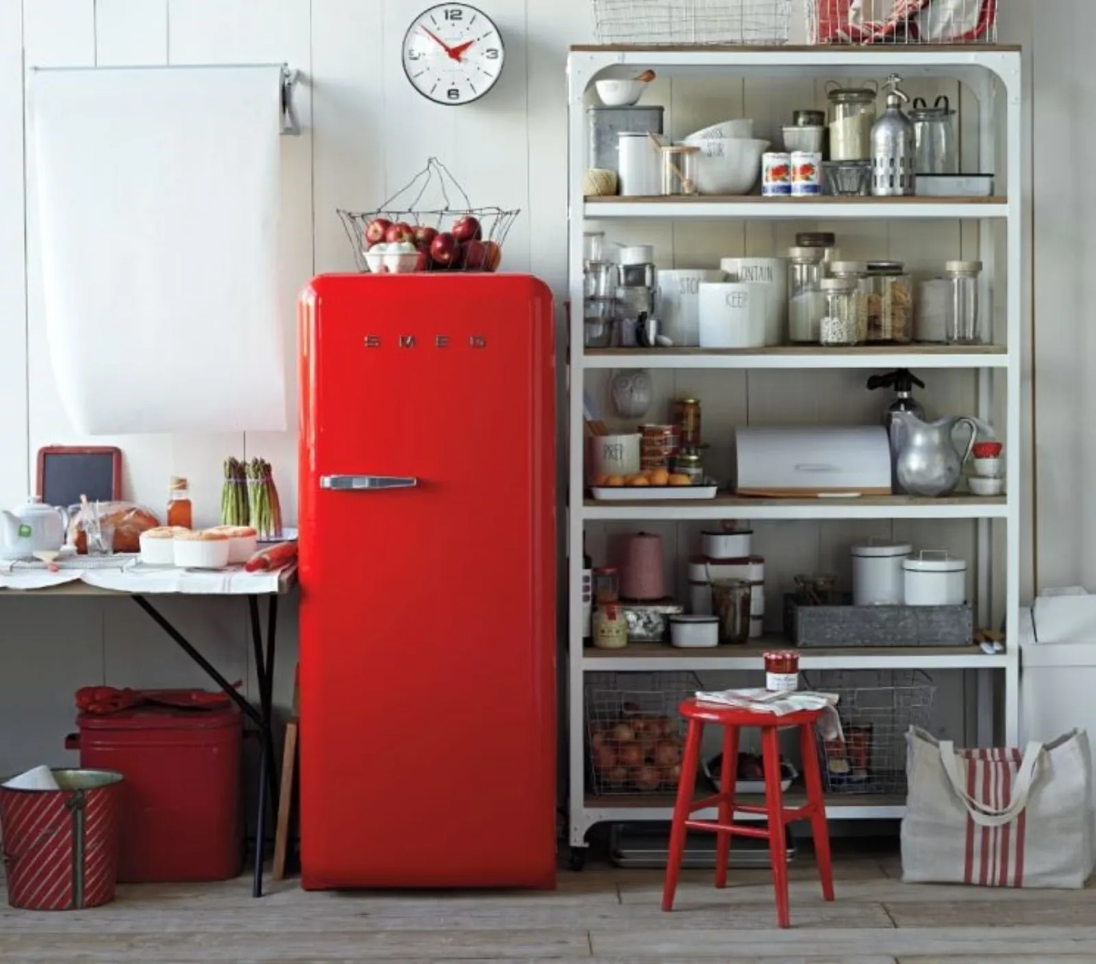 Personalizza la tua cucina con un frigorifero colorato!